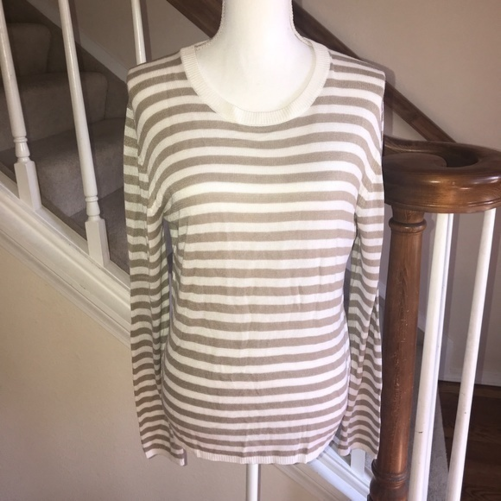 Chan luu tan and white striped sweater